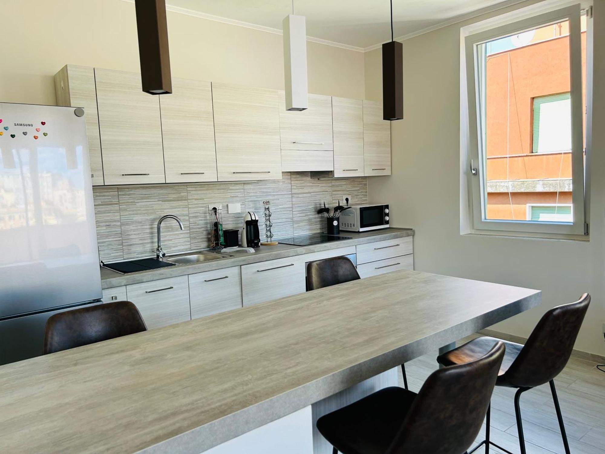 Enzo House Apartment *